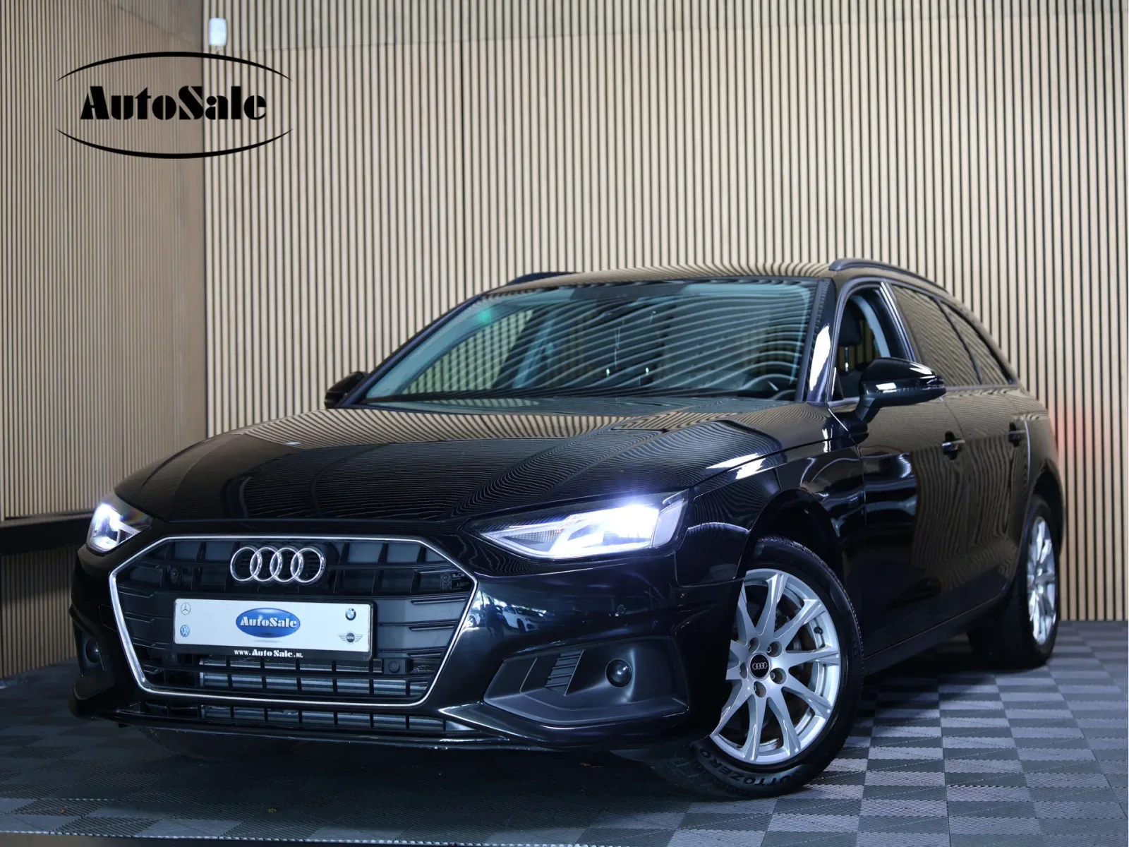 Audi A4 (2022) — foto 1