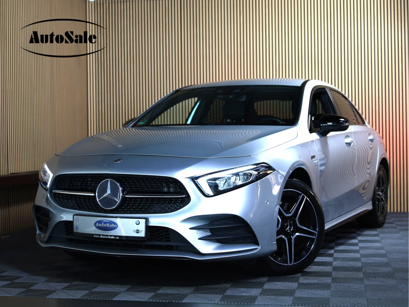 Mercedes-Benz A-Klasse (2020) — foto 1