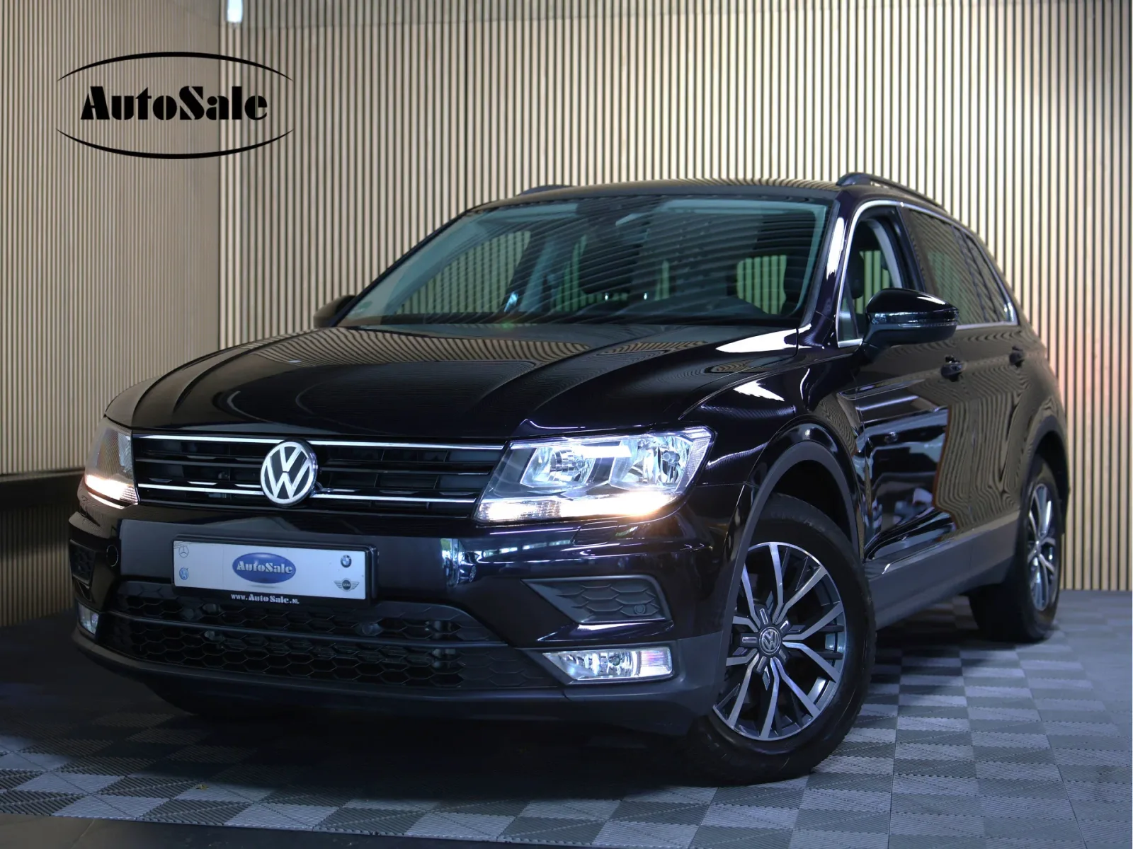 Volkswagen Tiguan (2016) — foto 1