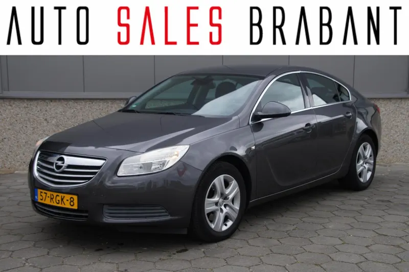 Opel Insignia (2011)