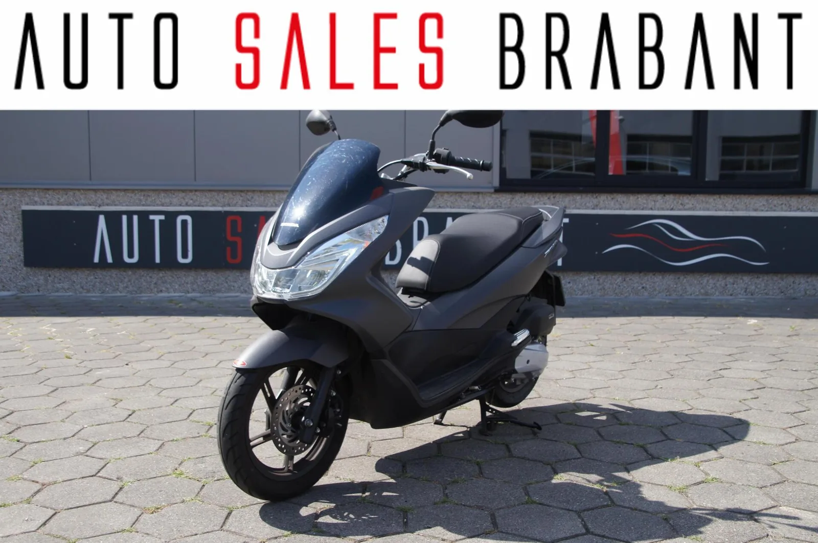 Honda PCX 150 (2015) — foto 1