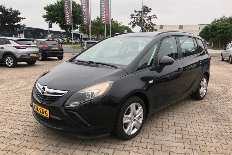 Opel Zafira (2012)