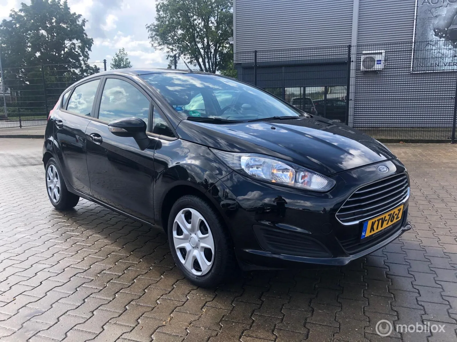 Ford Fiesta (2015) — foto 1