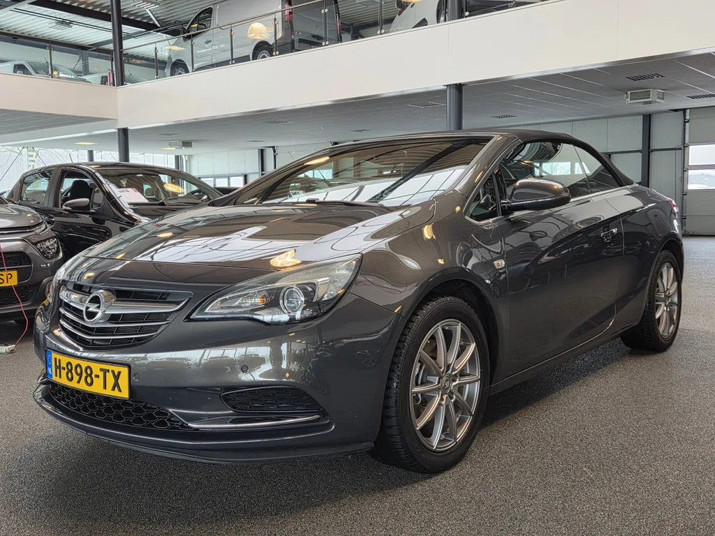 Opel Cascada (2015) — foto 1