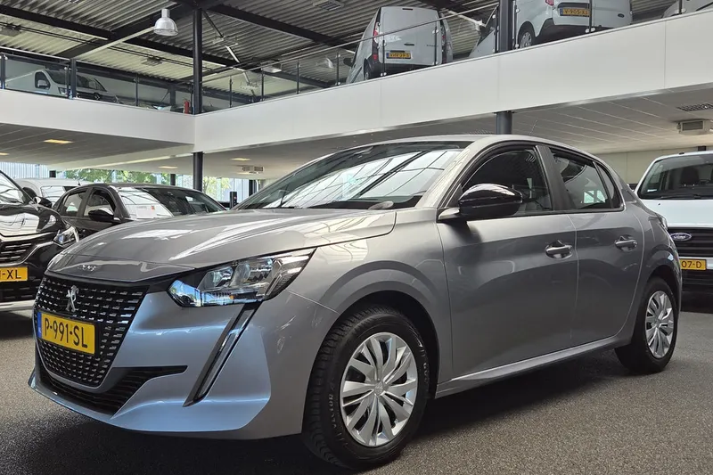 Peugeot 208 (2022)