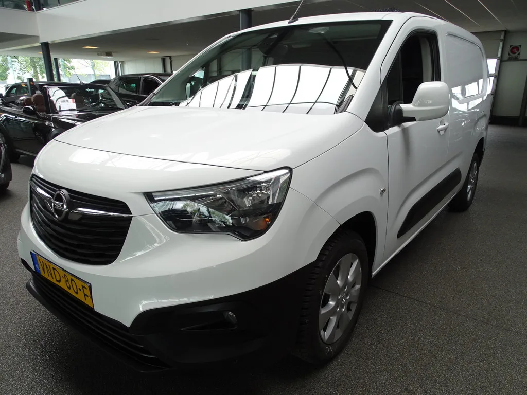 Opel Combo (2022) — foto 1