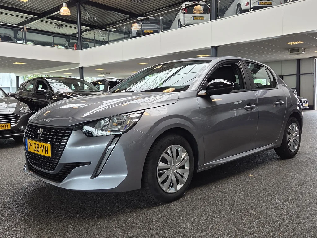 Peugeot 208 (2022) — foto 1