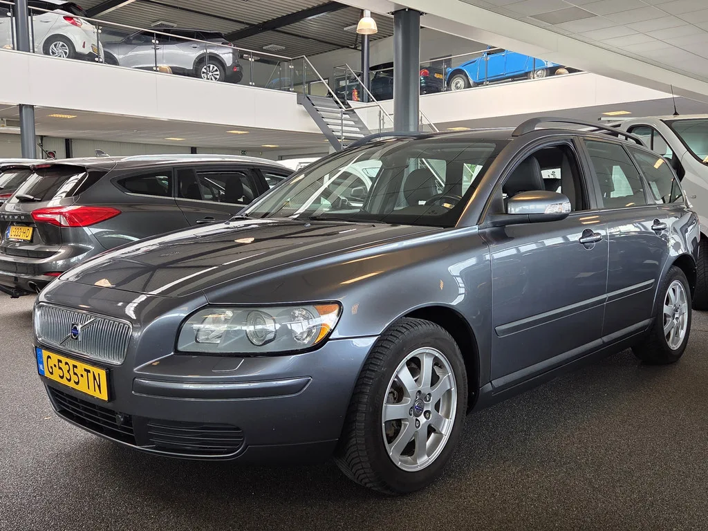 Volvo V50 (2006) — foto 1