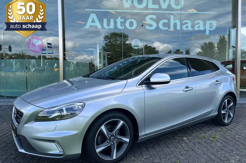 Volvo V40 (2014)