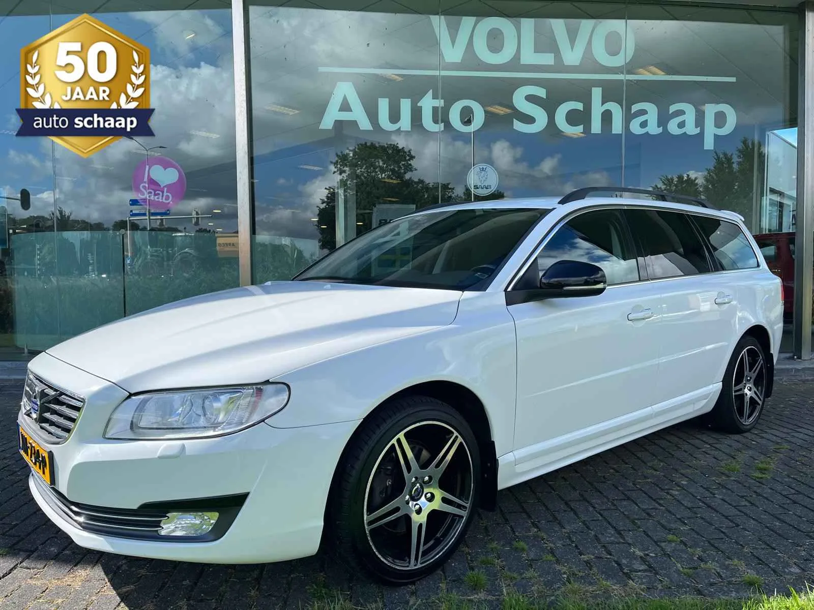 Volvo V70 (2015) — foto 1