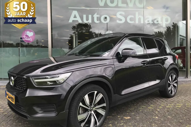 Volvo XC40 (2022)