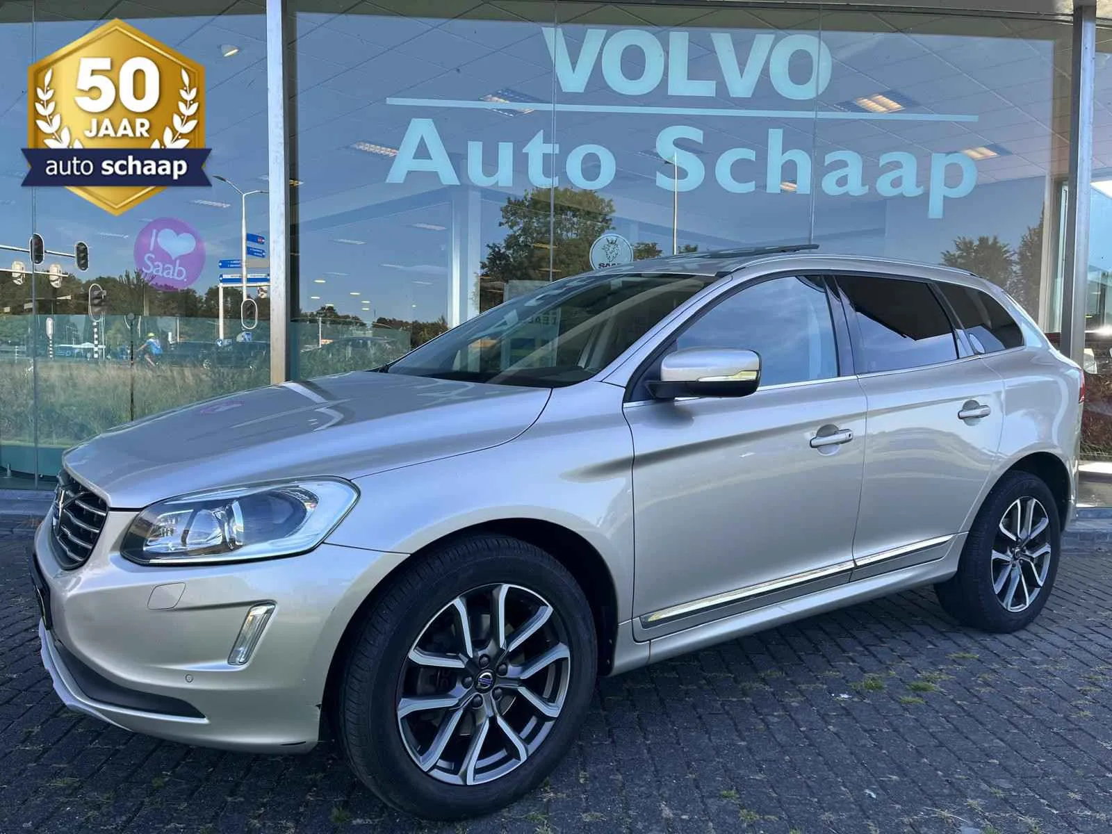 Volvo XC60 (2017) — foto 1