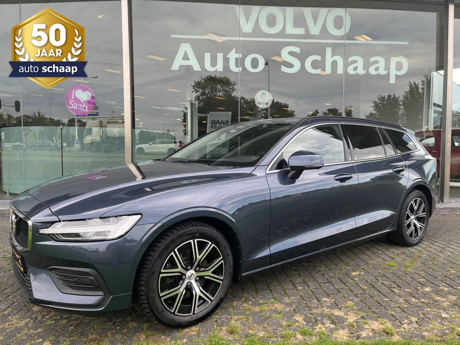Volvo V60 (2023) — foto 1