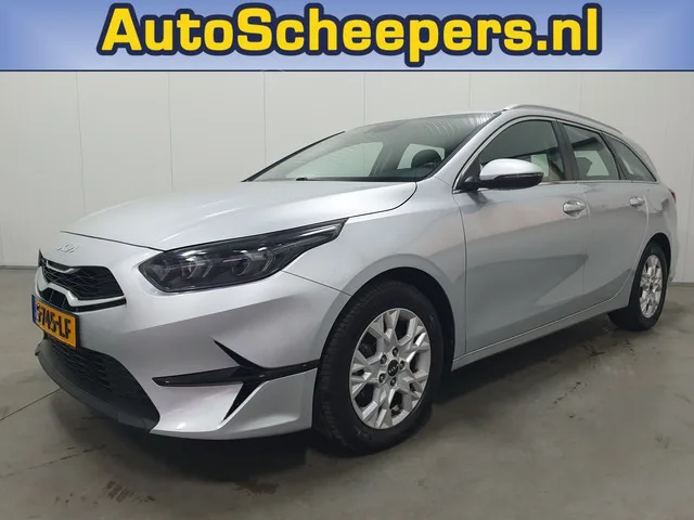 Kia Ceed (2023) — foto 1