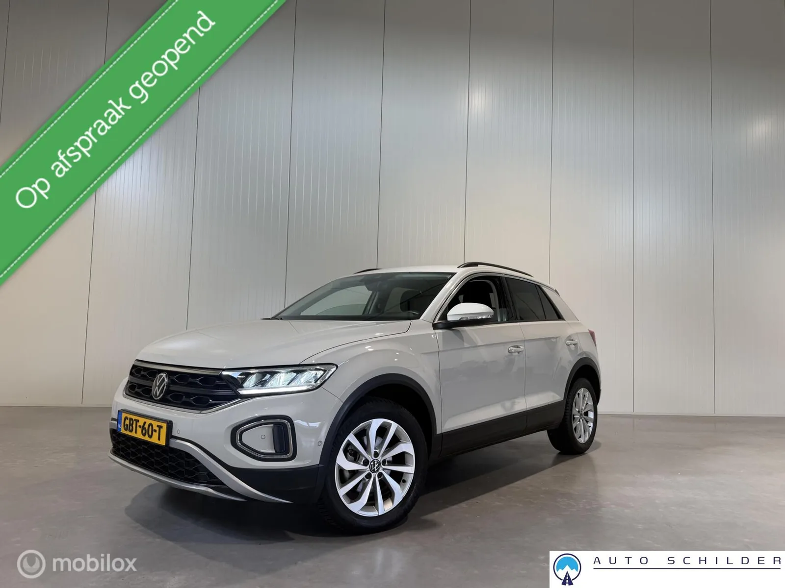 Volkswagen T-Roc (2024) — foto 1