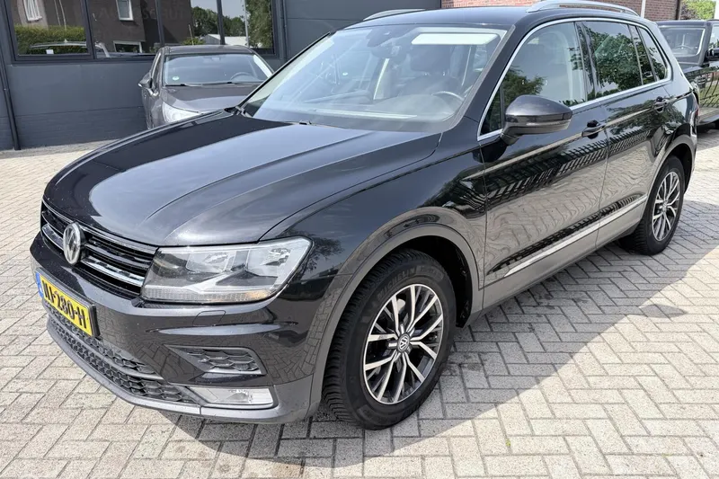 Volkswagen Tiguan (2016)