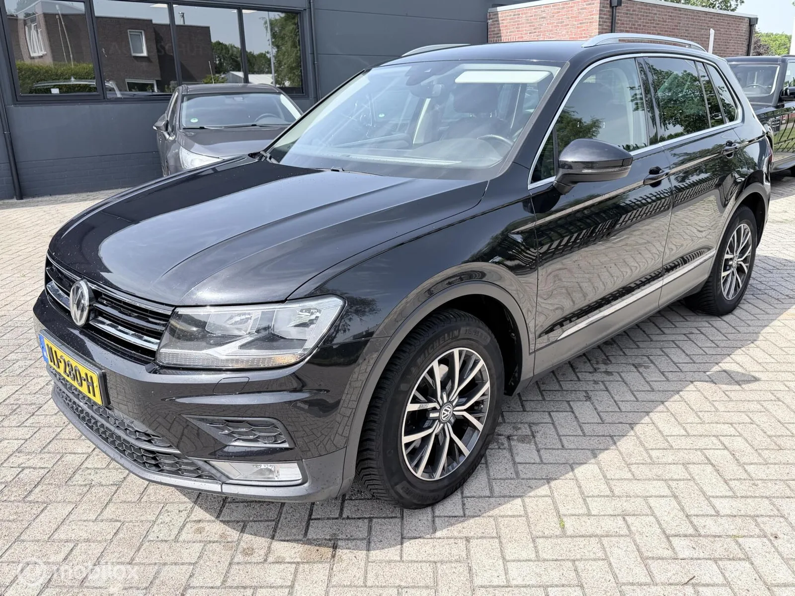 Volkswagen Tiguan (2016) — foto 1