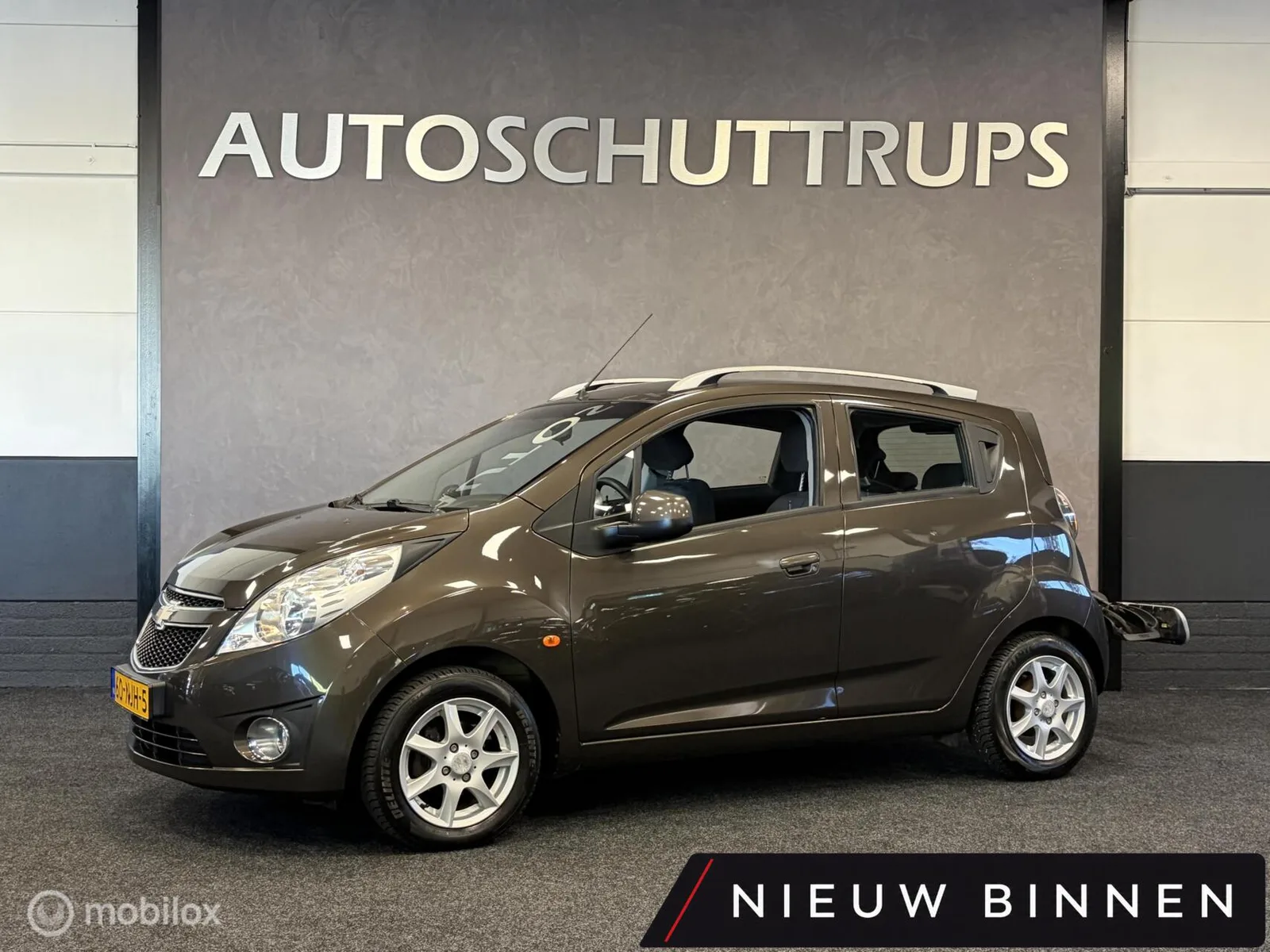 Chevrolet Spark (2010) — foto 1