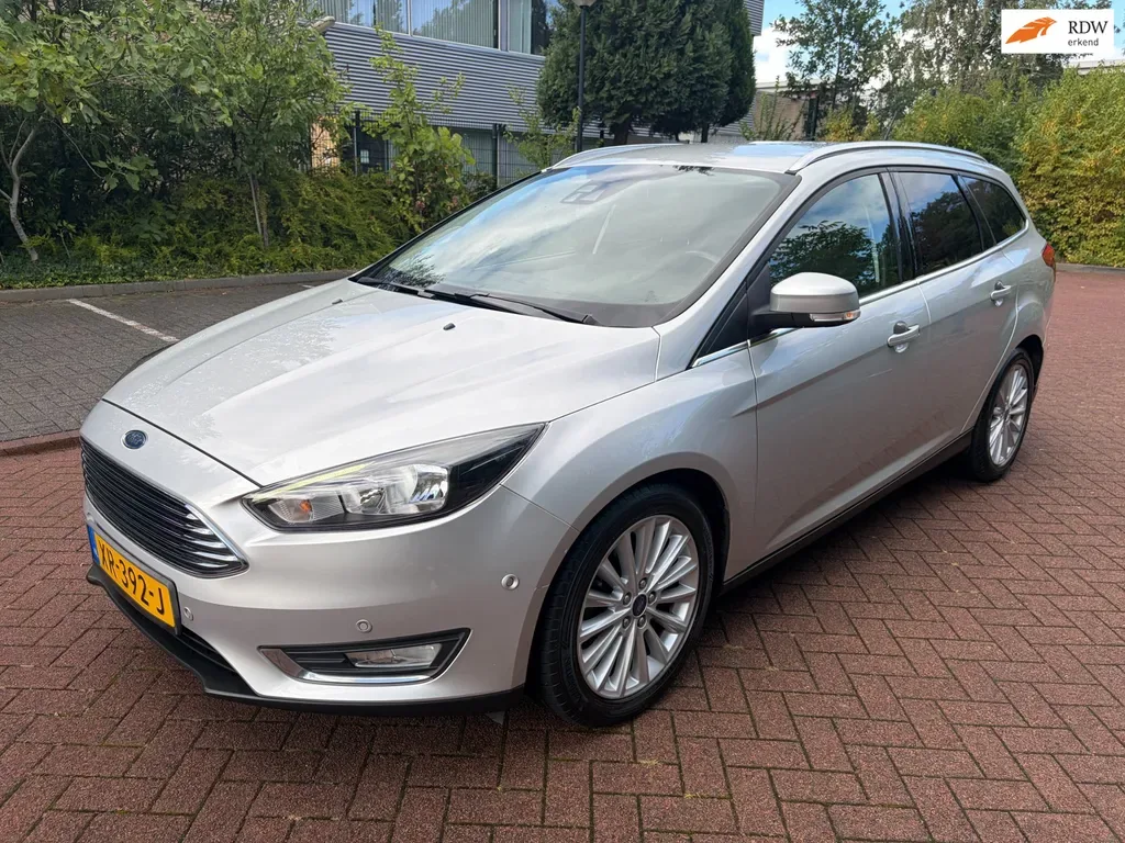 Ford Focus (2018) — foto 1