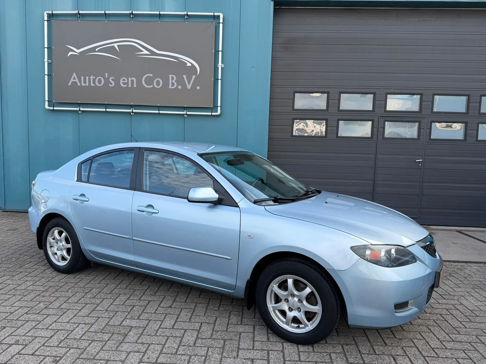 Mazda 3 (2008) — foto 1