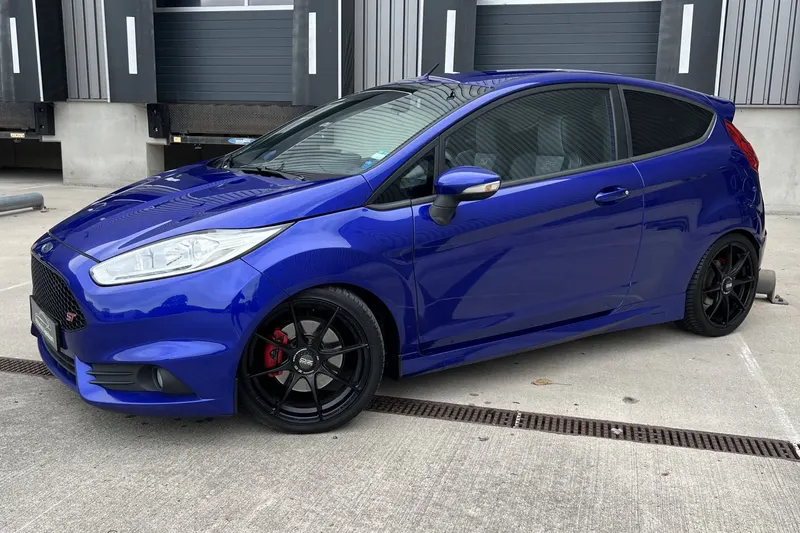 Ford Fiesta (2015)