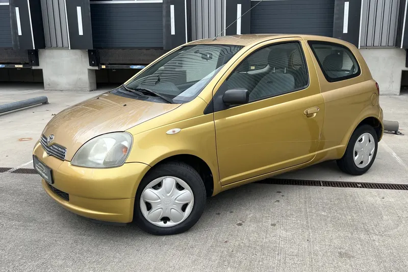 Toyota Yaris (2000)