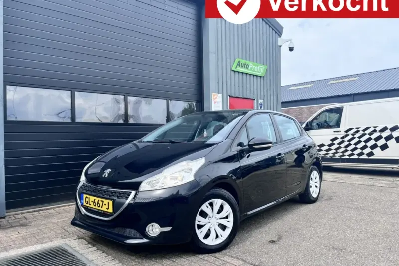 Peugeot 208 (2012)