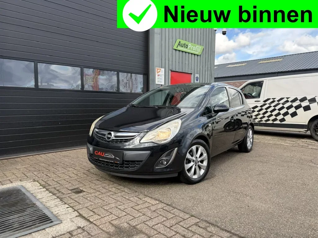 Opel Corsa (2012) — foto 1