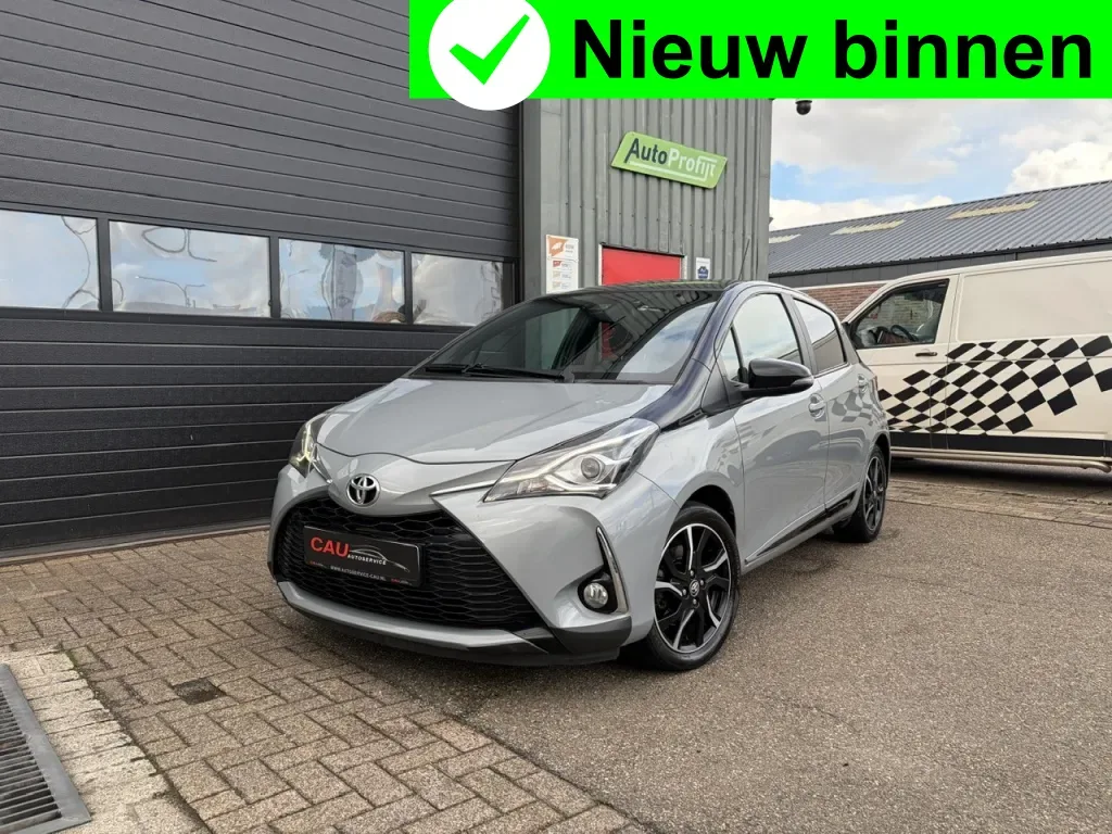 Toyota Yaris (2018) — foto 1