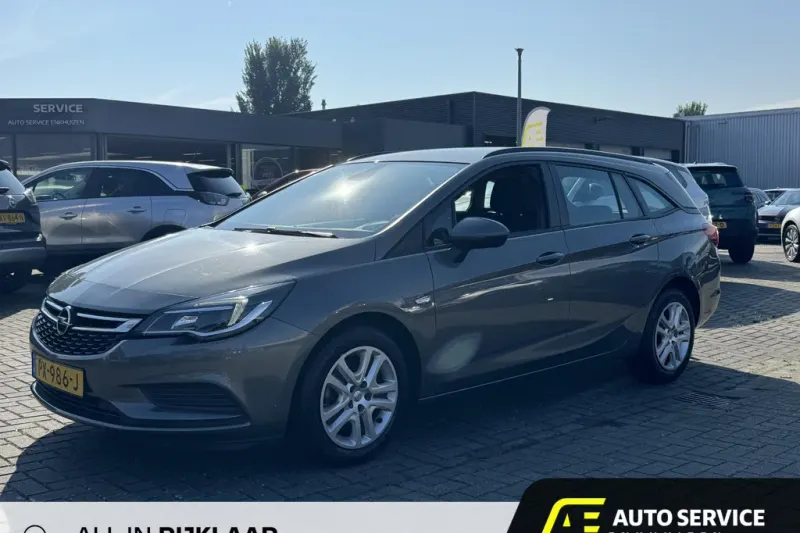 Opel Astra (2017)