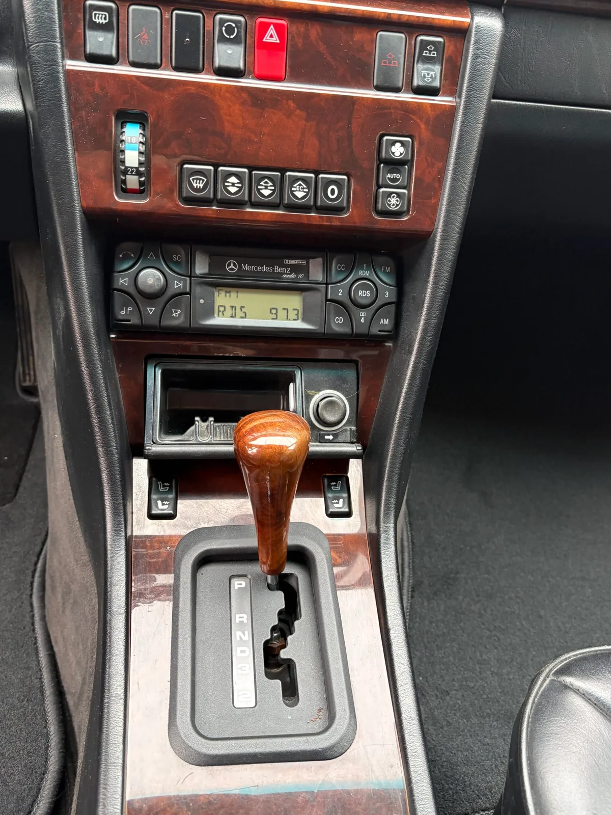 Mercedes-Benz E-Klasse (1995) — foto 1