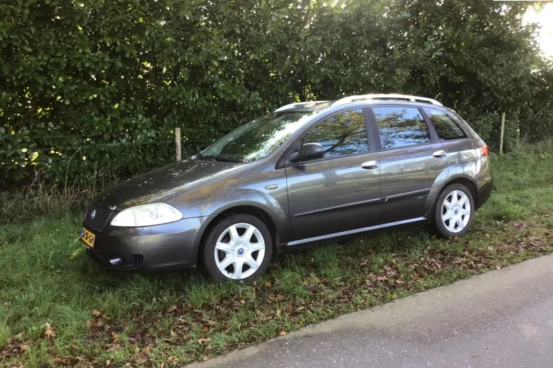 Fiat Croma (2005)