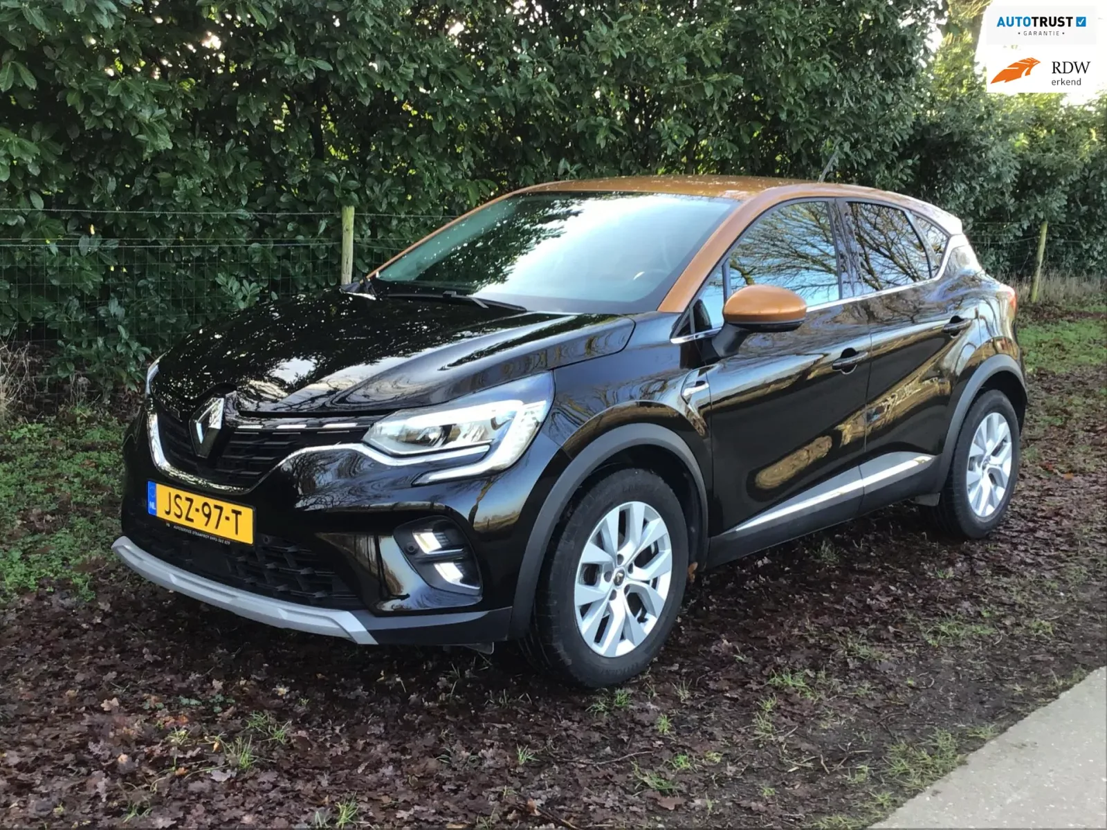 Renault Captur (2020) — foto 1