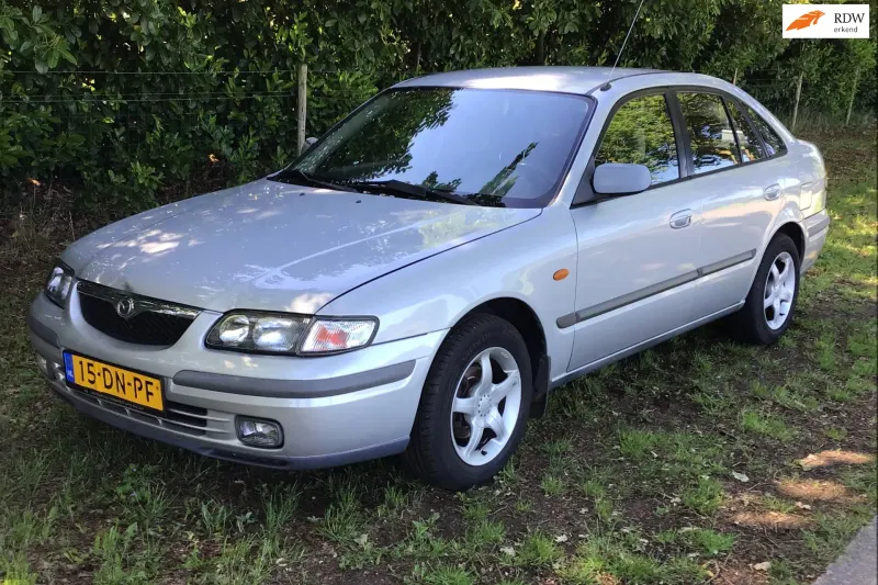 Mazda 626 (1999)