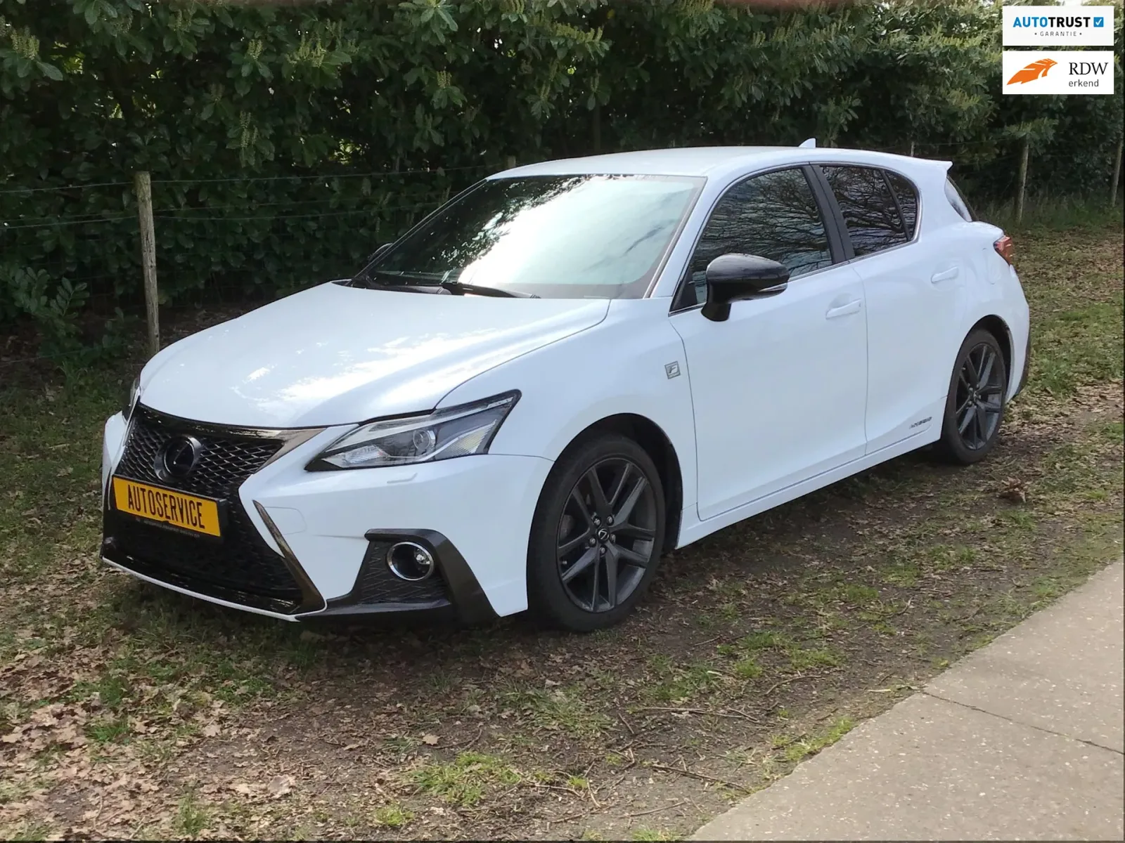 Lexus CT (2018) — foto 1