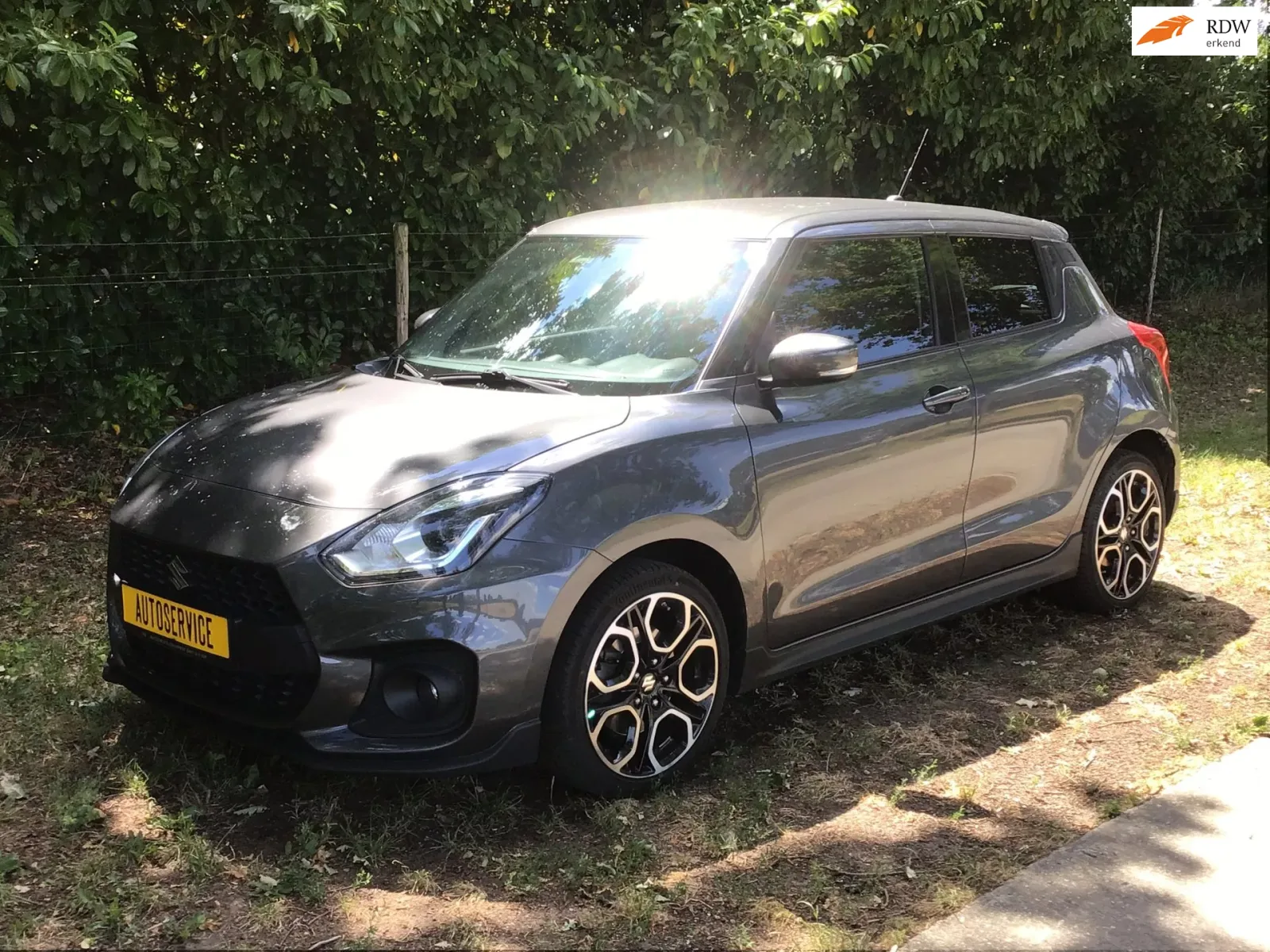 Suzuki Swift (2023) — foto 1
