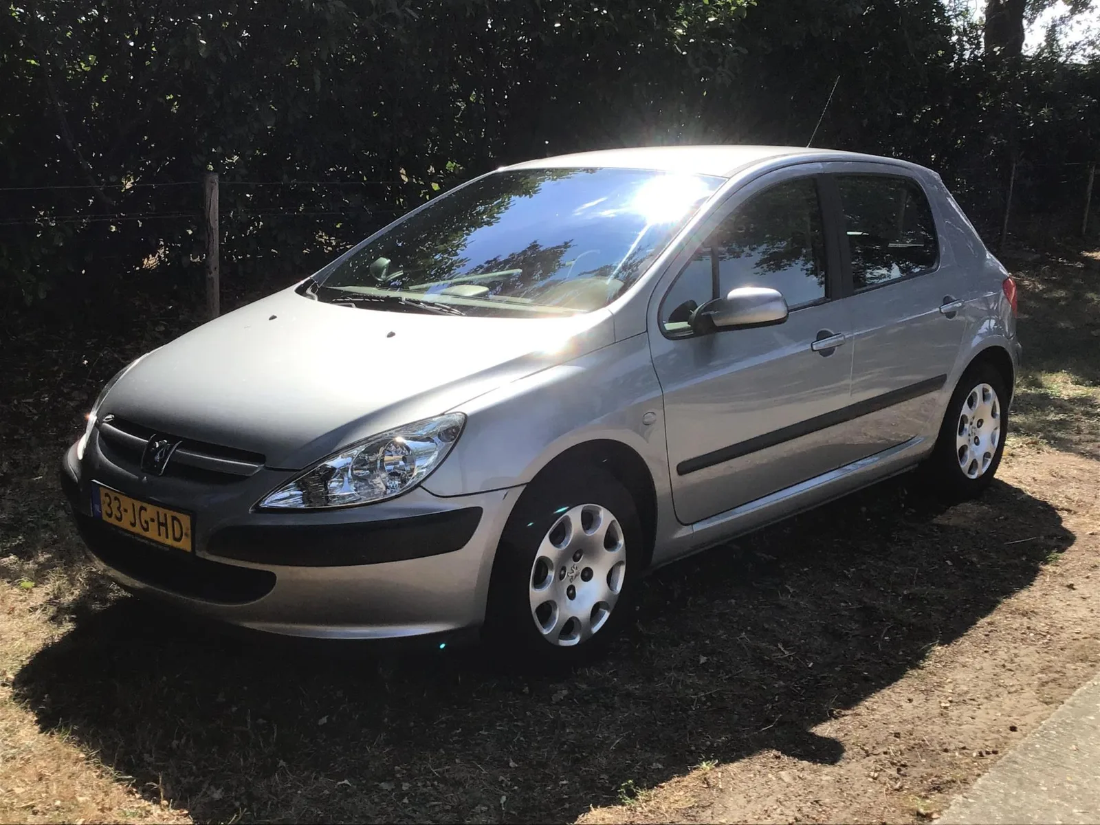 Peugeot 307 (2002) — foto 1