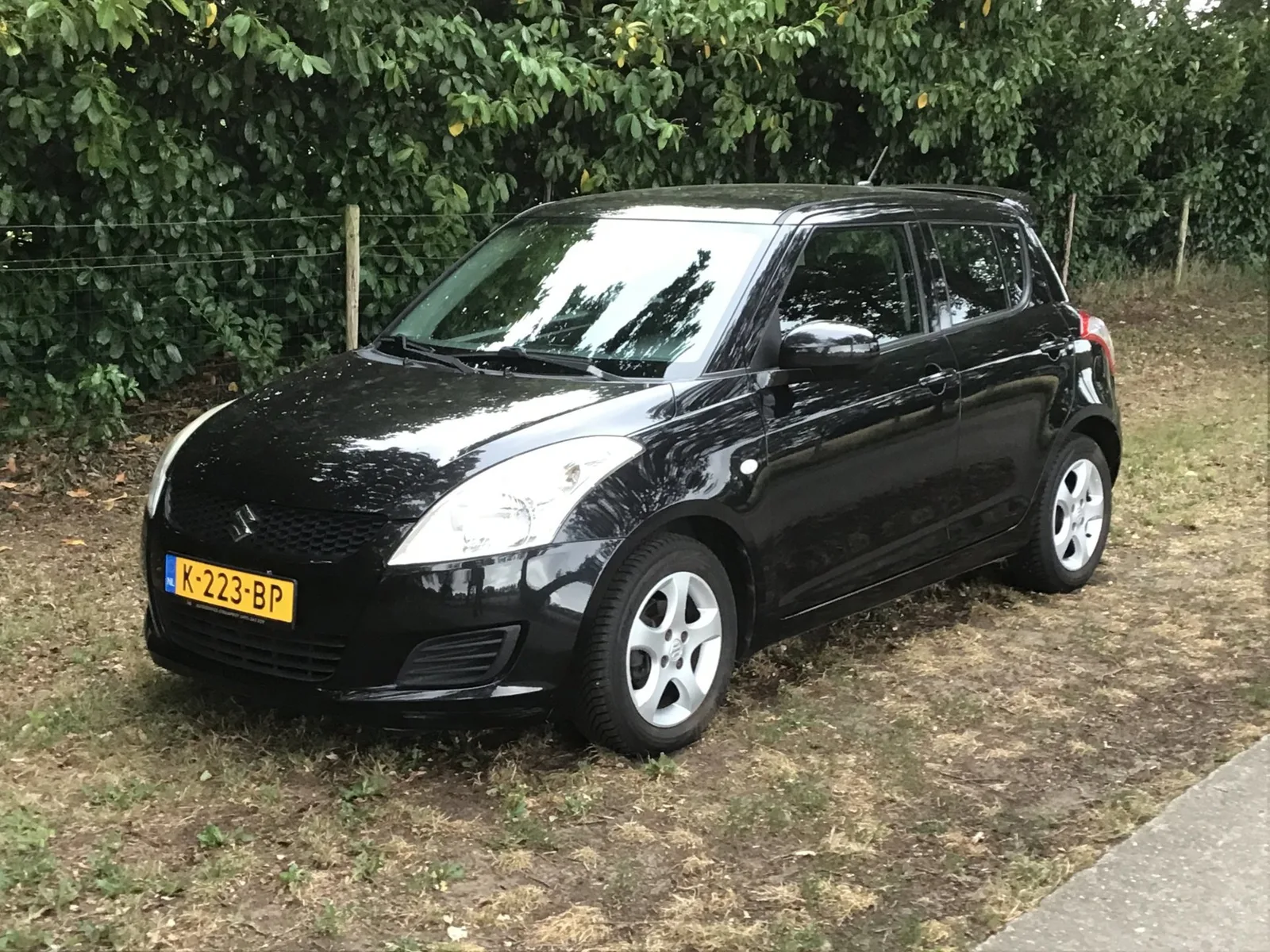 Suzuki Swift (2011) — foto 1