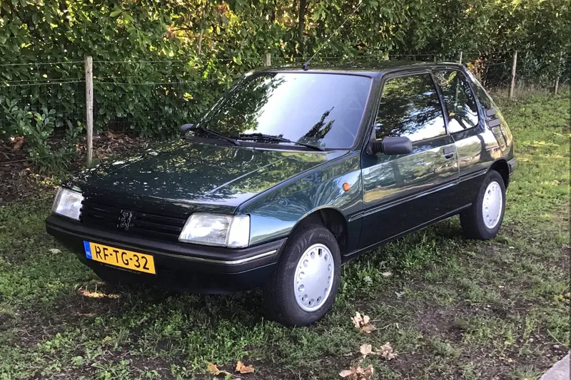 Peugeot 205 (1997)