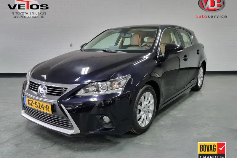 Lexus CT (2015)