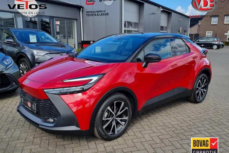 Toyota C-HR (2025)