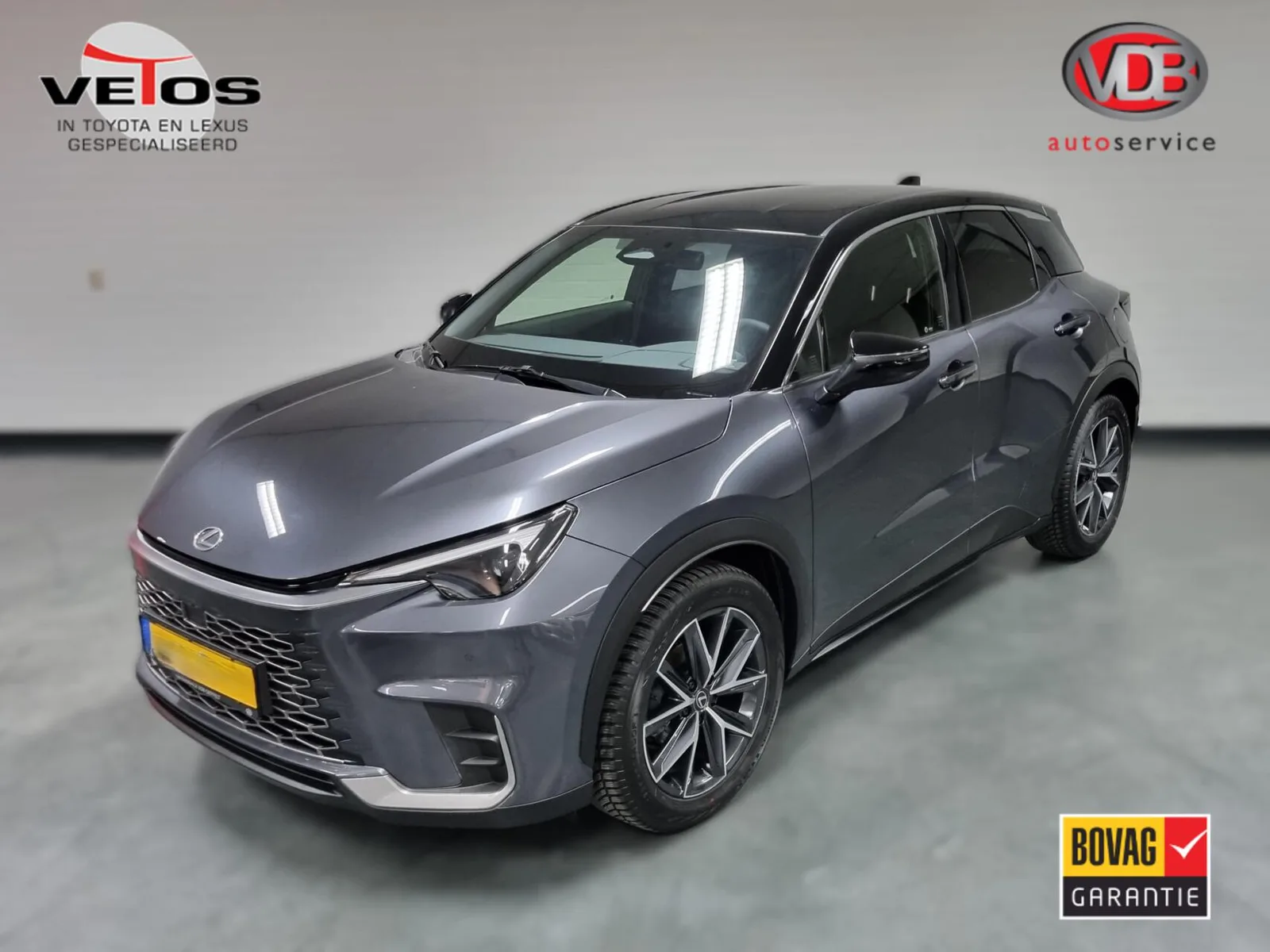 Lexus LBX (2024) — foto 1
