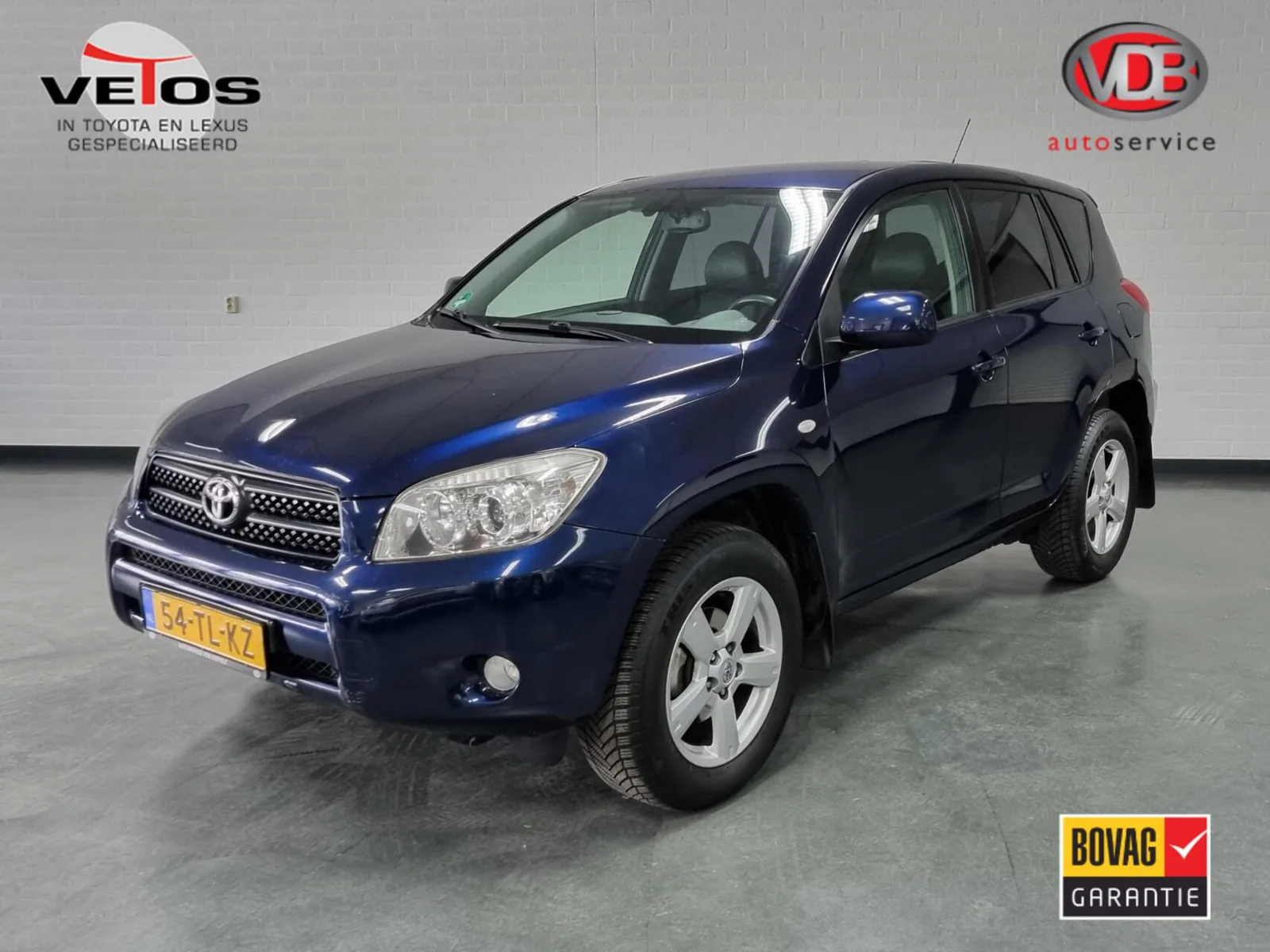 Toyota RAV4 (2006) — foto 1
