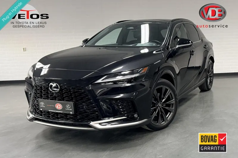 Lexus RX (2024)