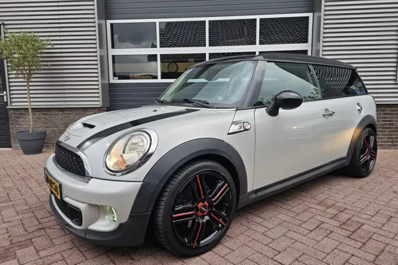 MINI Clubman (2011)