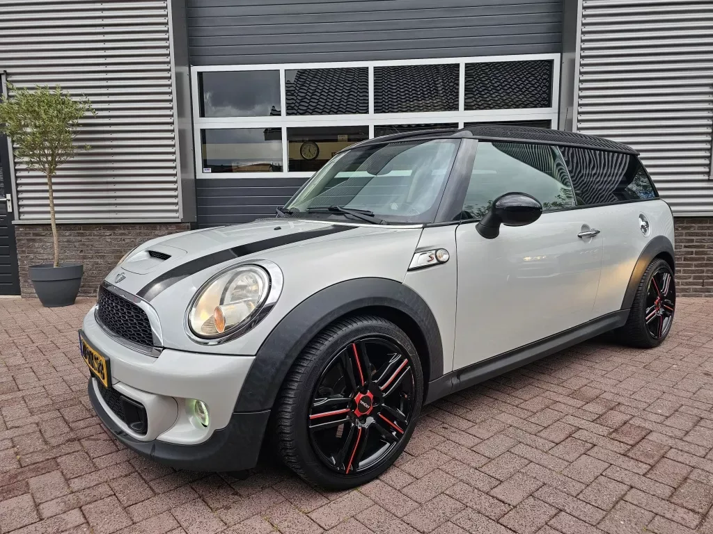MINI Clubman (2011) — foto 1