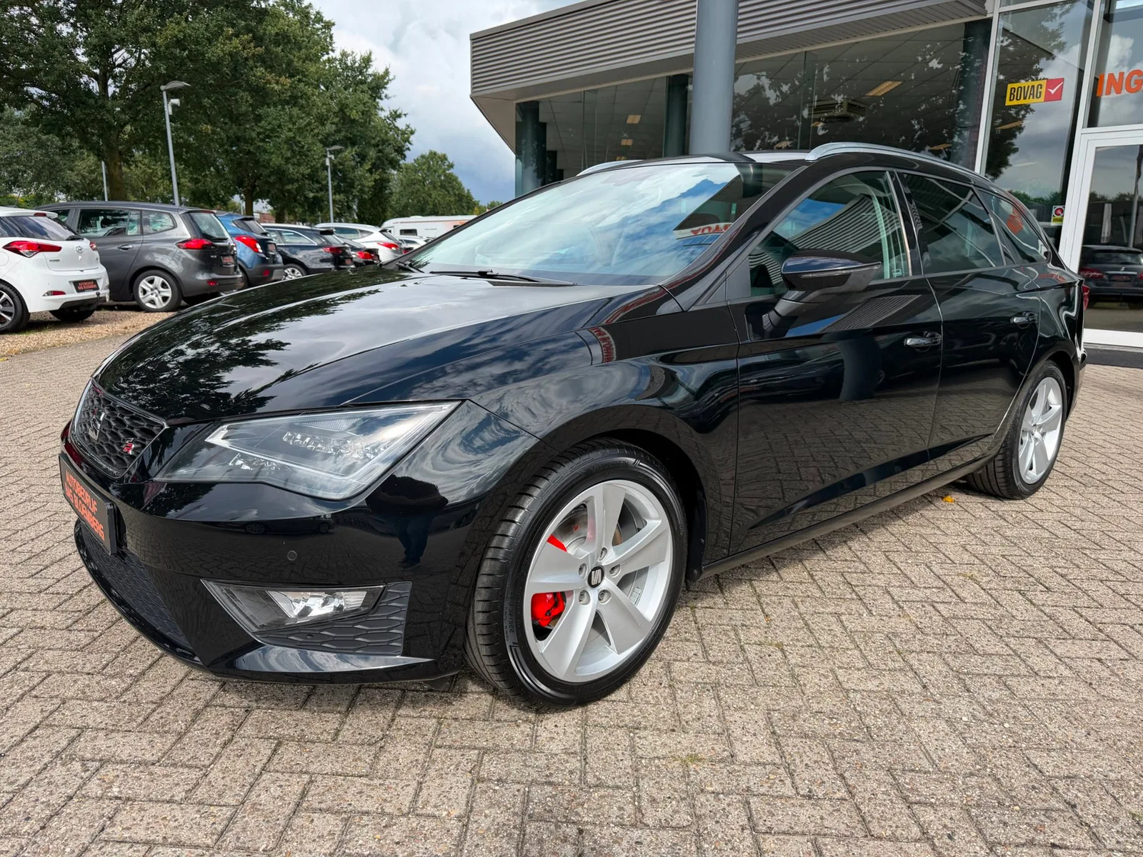 SEAT Leon (2017) — foto 1