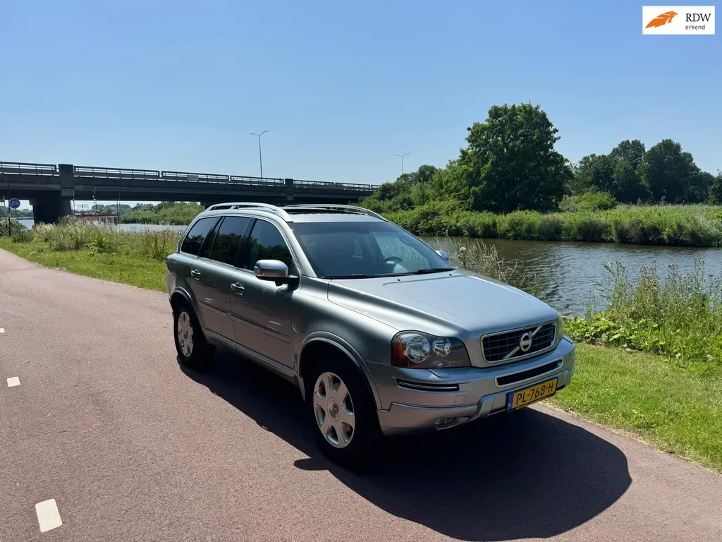 Volvo XC90 (2013) — foto 1