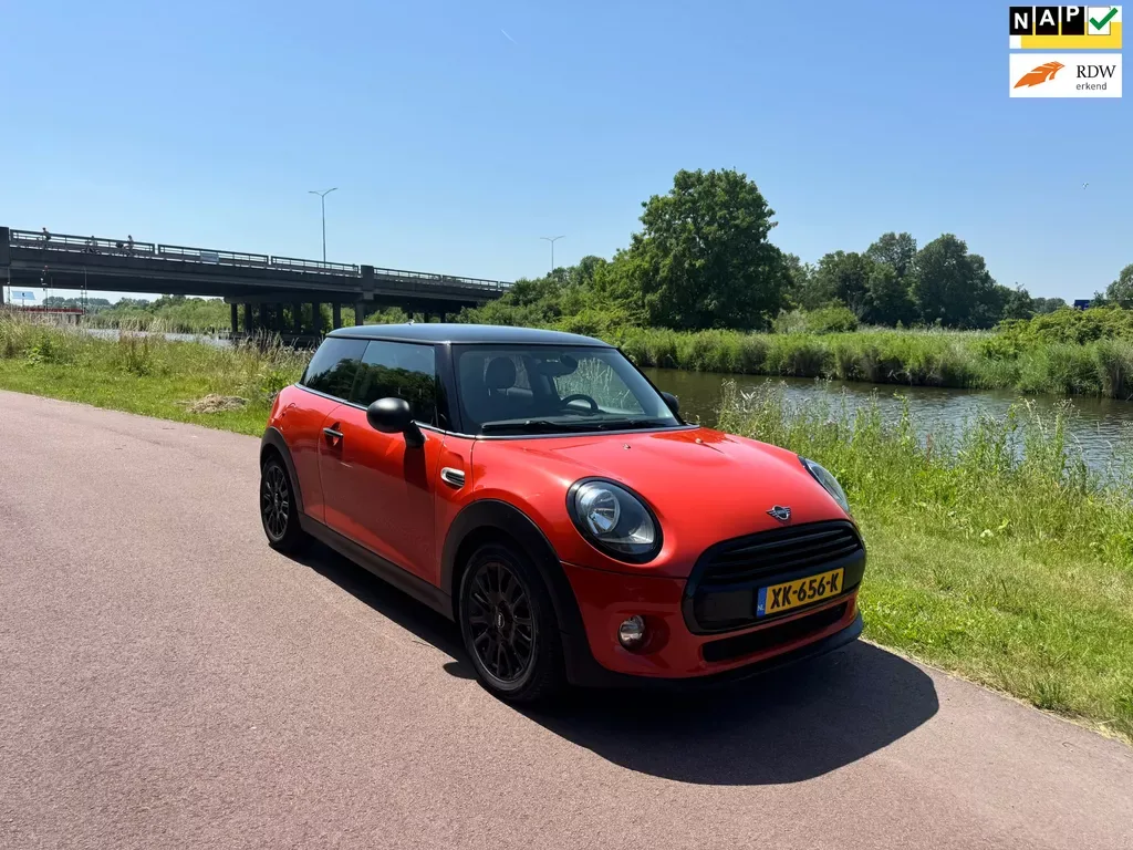 MINI One (2019) — foto 1