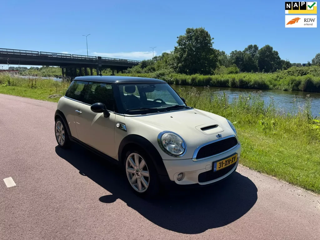MINI Cooper S (2007) — foto 1